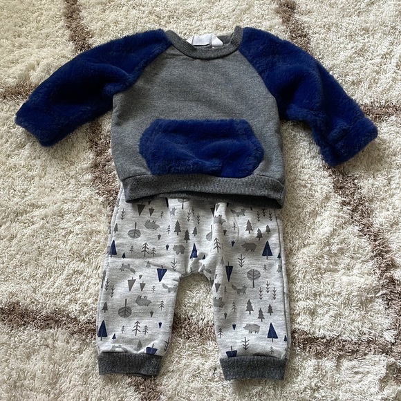 NEW Rene Rofe Winter Outfit - Picture 2 of 5